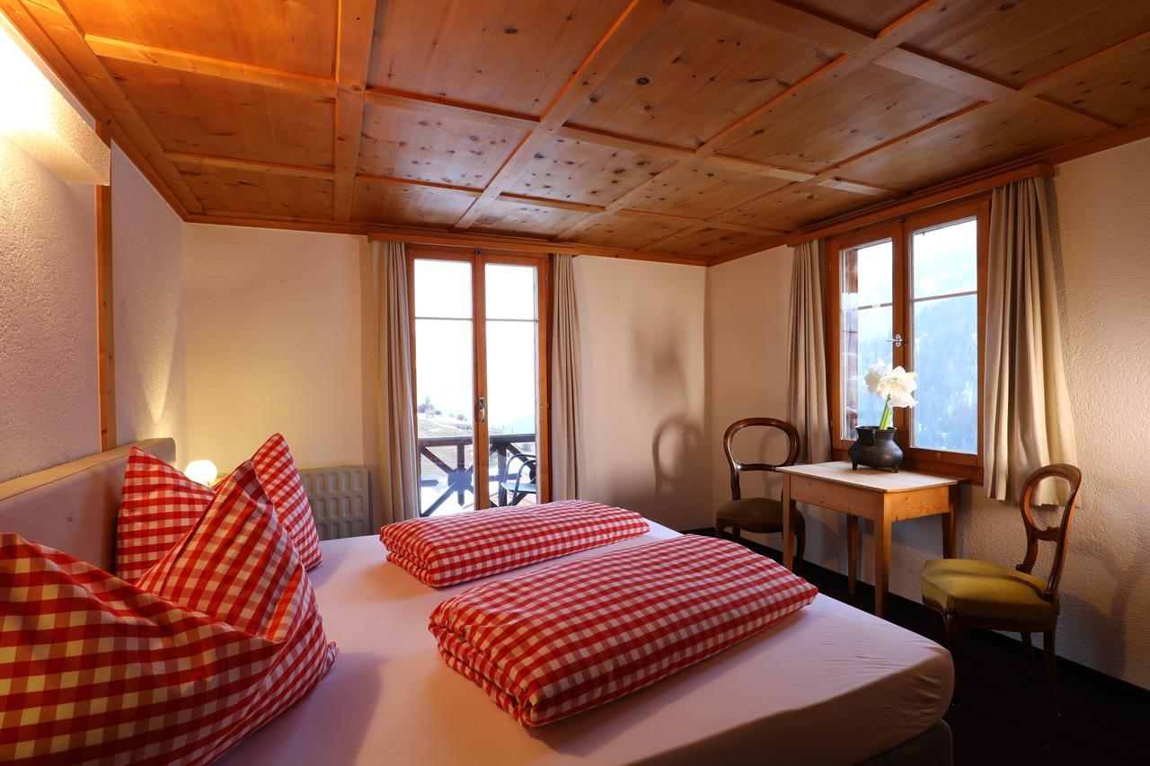Alpina Lodge Bed & Breakfast 치르첸 외부 사진